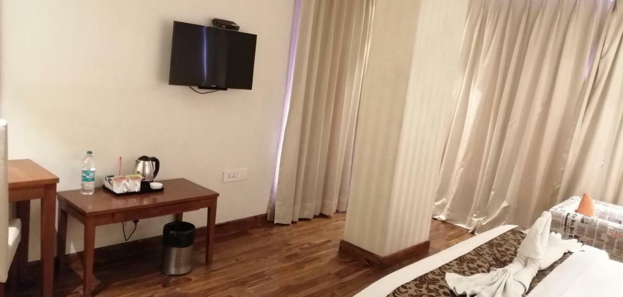 Kyriad Hotel Jaipur By Othpl Екстериор снимка